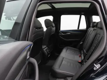 BMW X3 xD20i M Sport Panorama 360 DAB HiFi Komfort