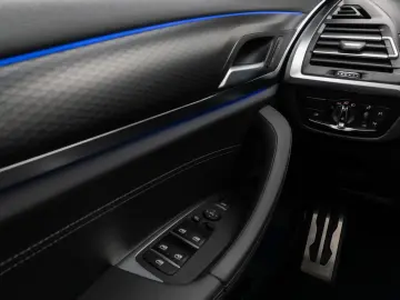 BMW X3 xD20i M Sport Panorama 360 DAB HiFi Komfort