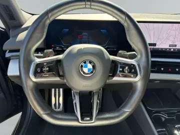 BMW 520i Limo M Sportpaket  KOMFORTSITZE.ACC