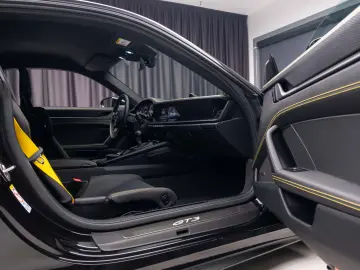 Porsche 911 GT3 Touring