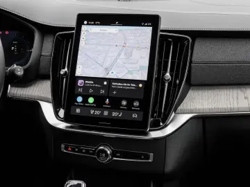 VOLVO XC90 T8 AWD Ultra Dark NP 106.430 -  FOUR-C MASS