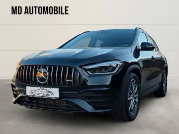 MERCEDES-BENZ GLA 45 AMG 4Matic Panorama ACC Burmest…