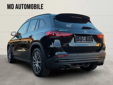 MERCEDES-BENZ GLA 45 AMG 4Matic Panorama ACC Burmest…