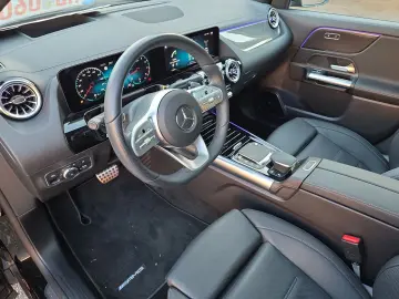 MERCEDES-BENZ GLA 45 AMG 4Matic Panorama ACC Burmest…