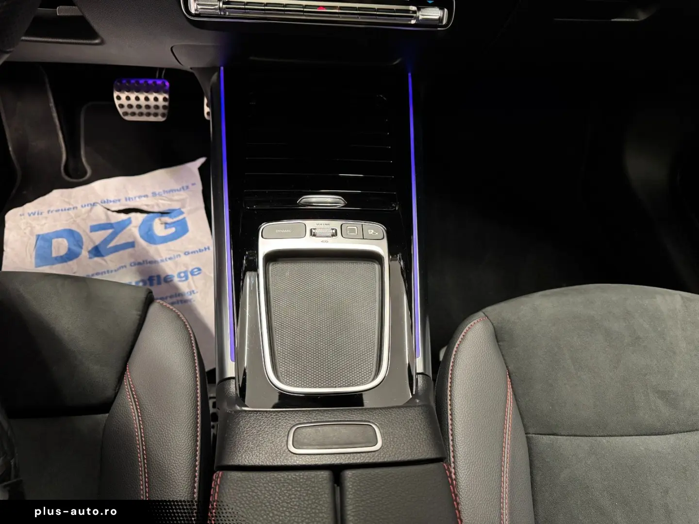 MERCEDES-BENZ GLA 250 4M AMG PANO NIGHT MULTIBEAM KA&hellip;
