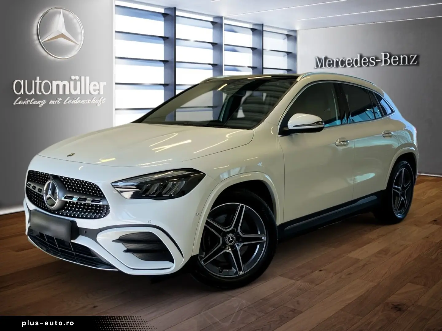 MERCEDES-BENZ GLA 250 4M AMG PREMIUM AHK PANO LHZ KE&hellip;