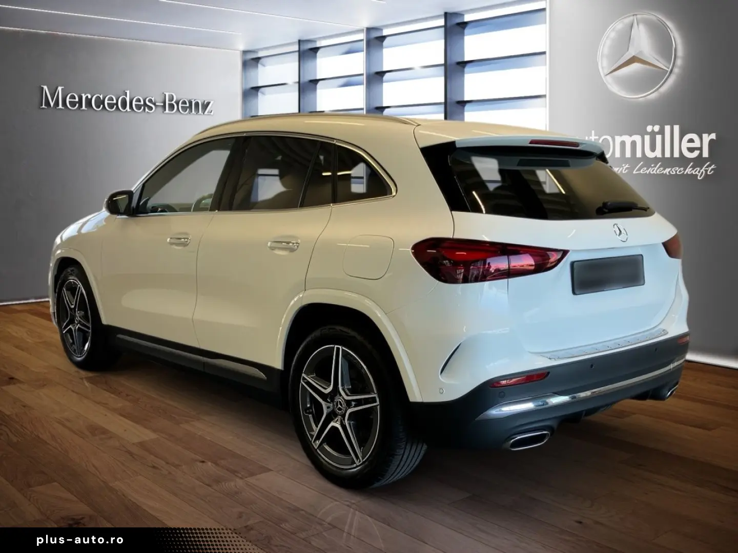 MERCEDES-BENZ GLA 250 4M AMG PREMIUM AHK PANO LHZ KE&hellip;