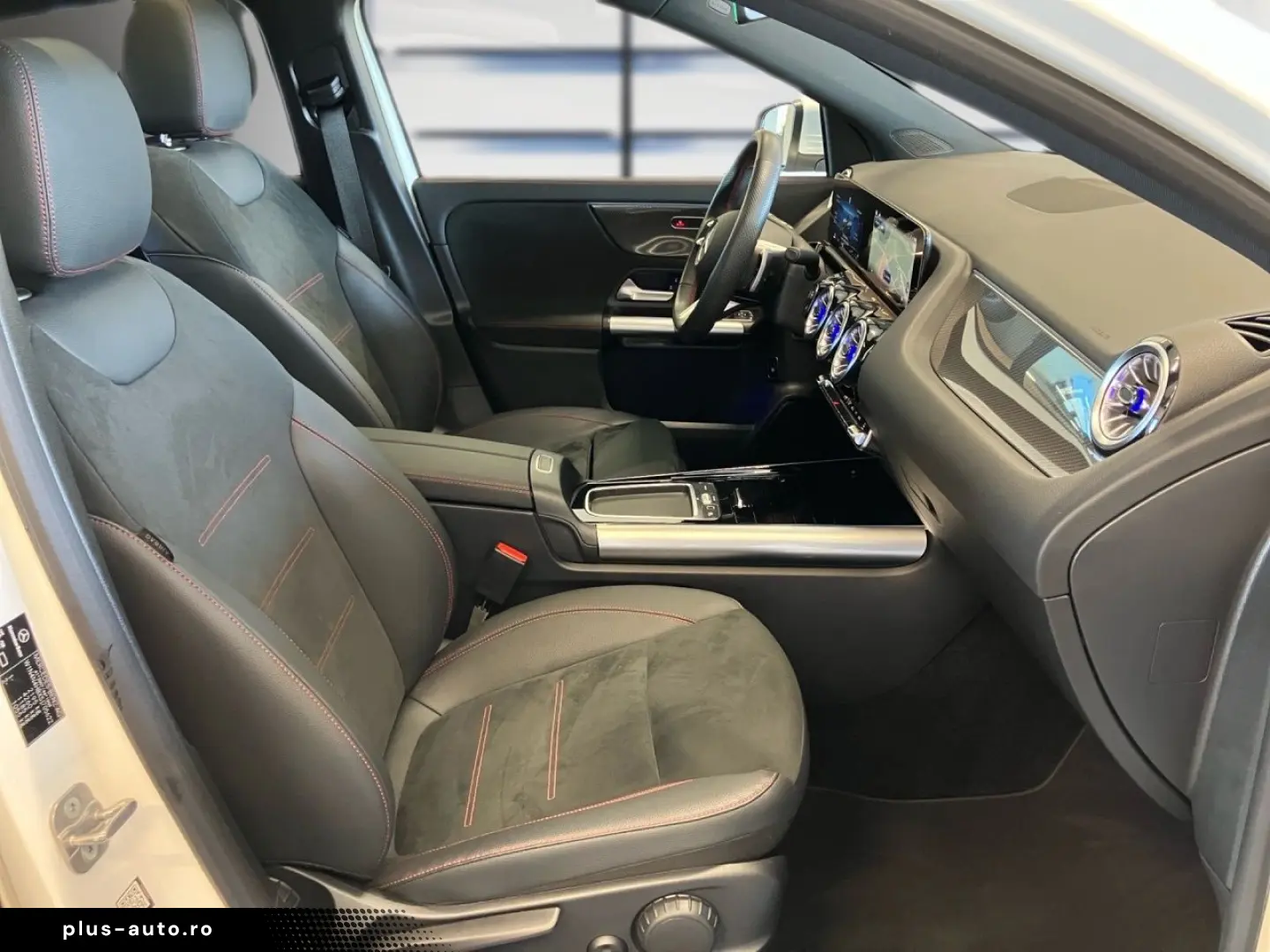 MERCEDES-BENZ GLA 250 4M AMG PREMIUM AHK PANO LHZ KE&hellip;