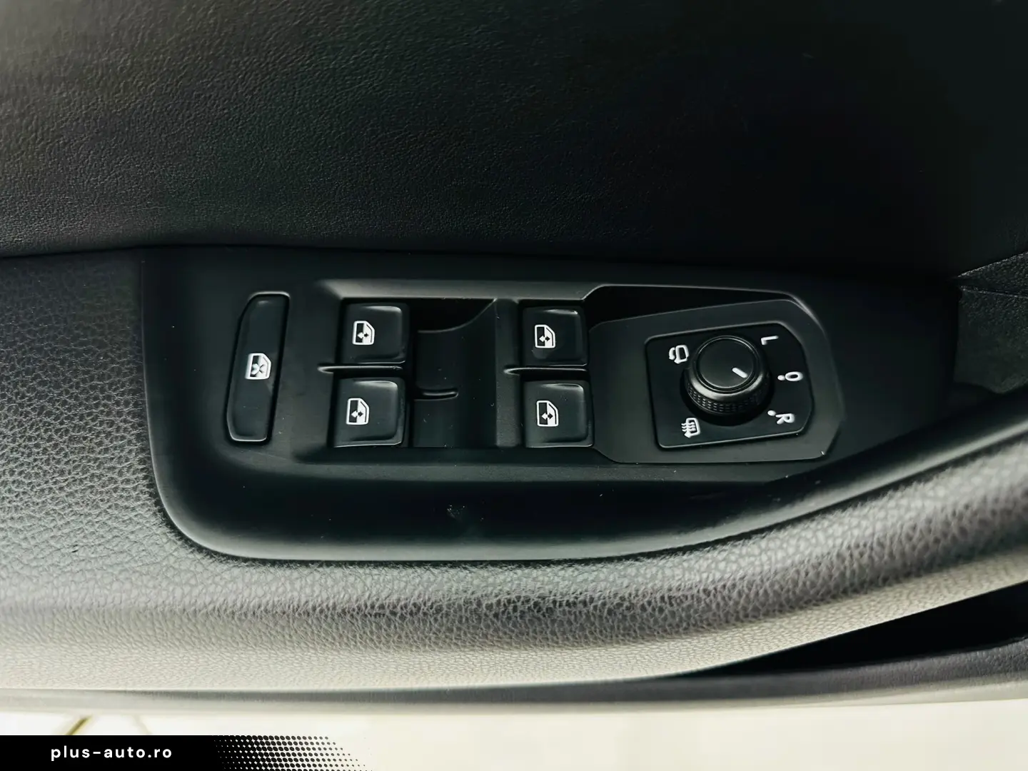 VOLKSWAGEN ARTEON 2020 2.0D E6 Garantie 12 Luni Rate Avans 0