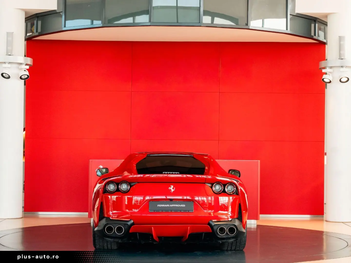 FERRARI 812 Superfast Rosso70Anni JBL Lift Apple-Carplay