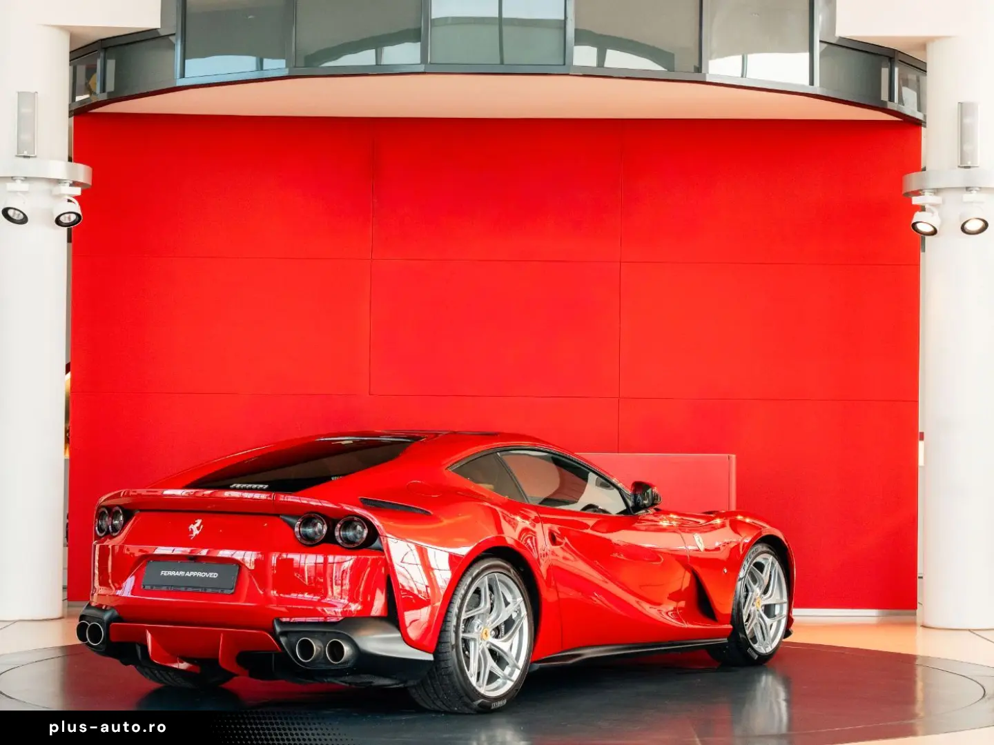 FERRARI 812 Superfast Rosso70Anni JBL Lift Apple-Carplay
