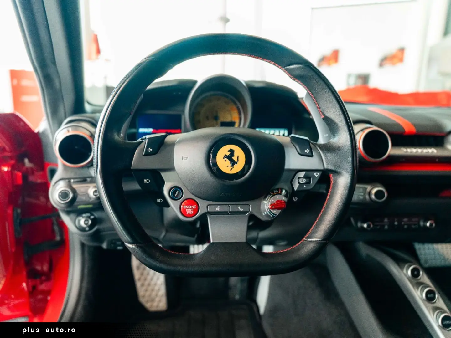 FERRARI 812 Superfast Rosso70Anni JBL Lift Apple-Carplay