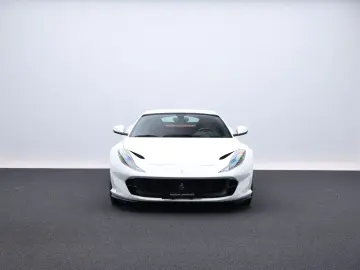 FERRARI 812 Superfast      Ferrari Frankfurt