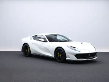 FERRARI 812 Superfast      Ferrari Frankfurt