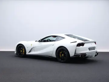 FERRARI 812 Superfast      Ferrari Frankfurt