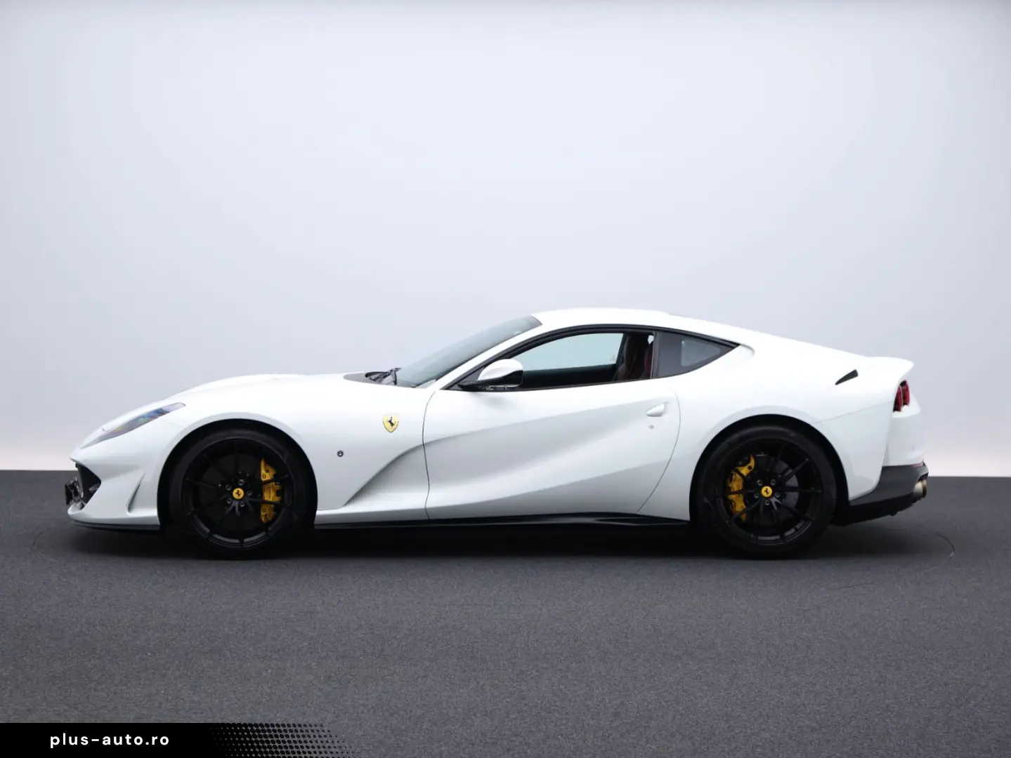 FERRARI 812 Superfast      Ferrari Frankfurt