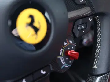 FERRARI 812 Superfast      Ferrari Frankfurt