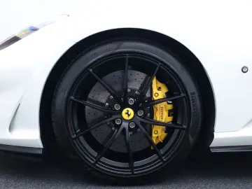 FERRARI 812 Superfast      Ferrari Frankfurt