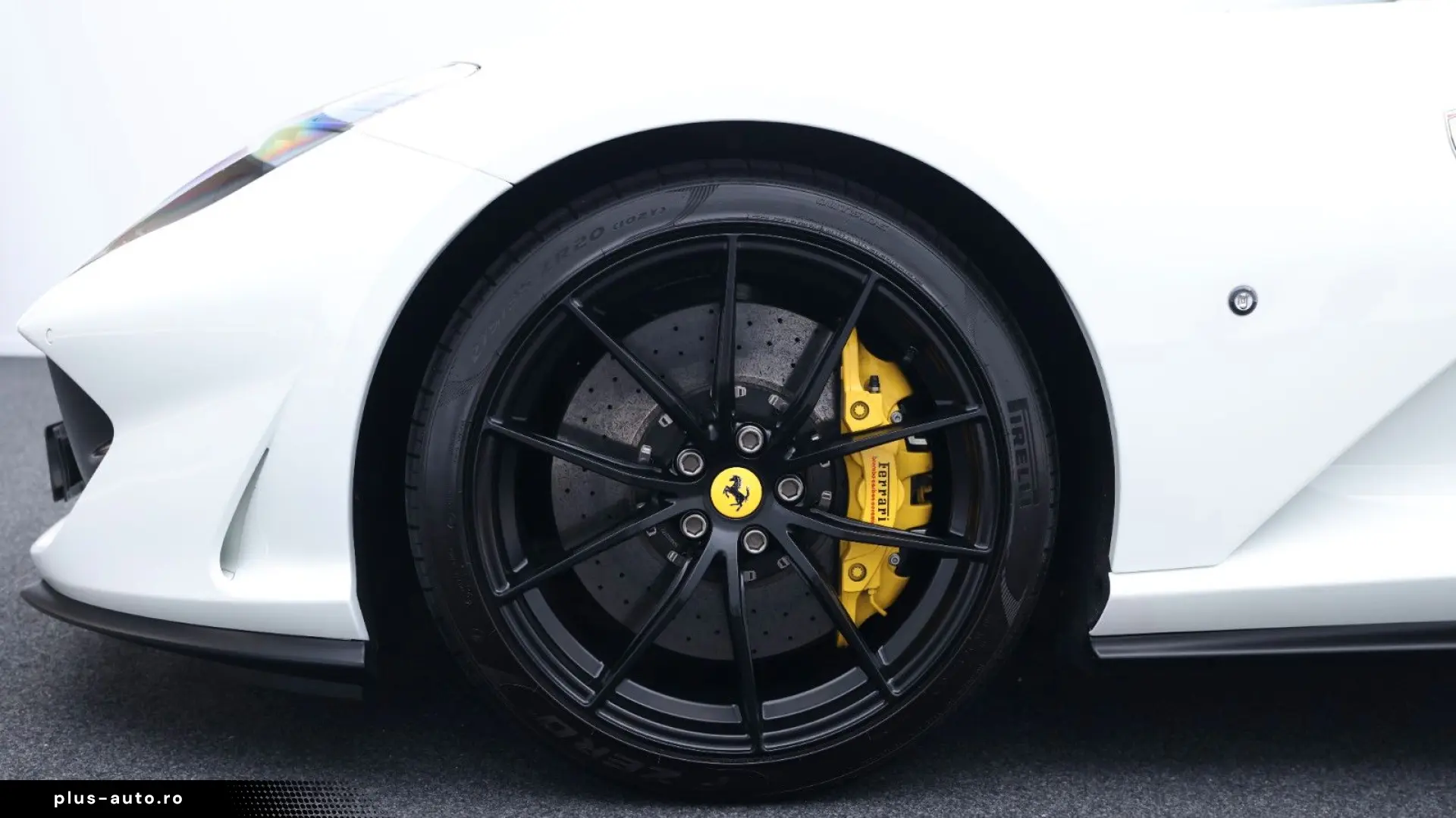 FERRARI 812 Superfast      Ferrari Frankfurt