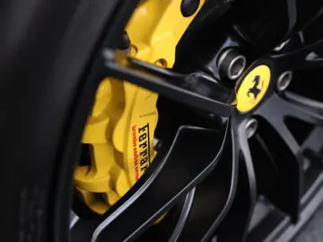 FERRARI 812 Superfast      Ferrari Frankfurt