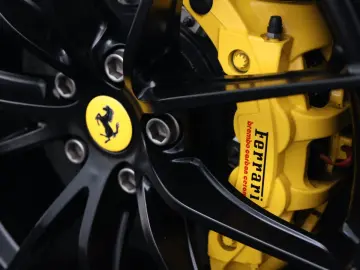 FERRARI 812 Superfast      Ferrari Frankfurt