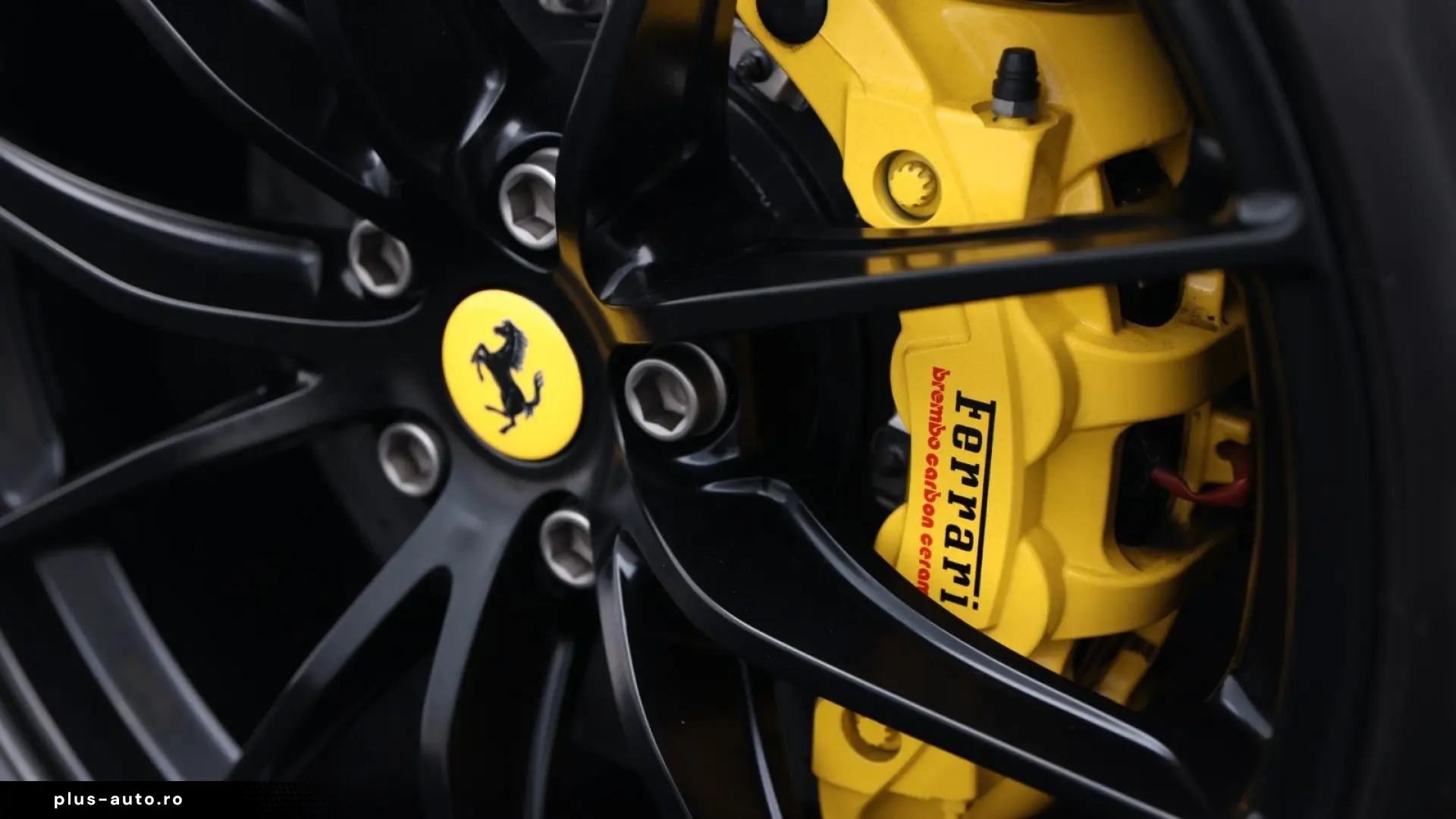 FERRARI 812 Superfast      Ferrari Frankfurt