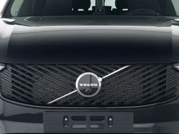 VOLVO XC90 T8 AWD Ultra Dark 7-Sitz 4C B&W Massage HUD