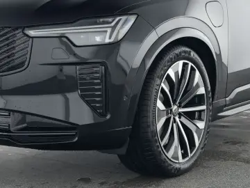 VOLVO XC90 T8 AWD Ultra Dark 7-Sitz 4C B&W Massage HUD