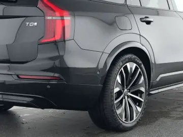 VOLVO XC90 T8 AWD Ultra Dark 7-Sitz 4C B&W Massage HUD