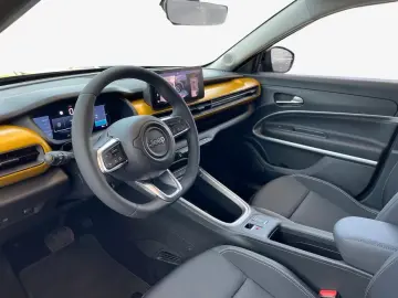 Jeep Avenger Summit Infotainment Paket