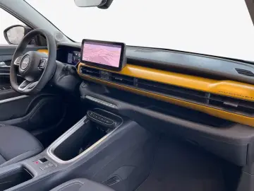 Jeep Avenger Summit Infotainment Paket