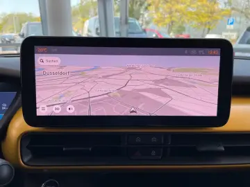 Jeep Avenger Summit Infotainment Paket