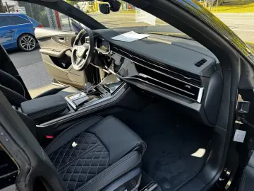 Audi SQ8 4.0 TFSI UVP155.000E Carbon Pano