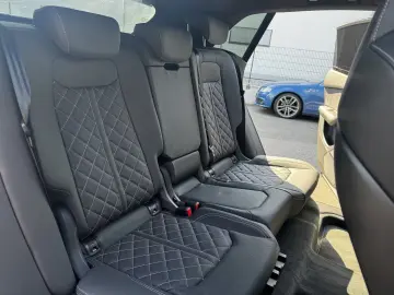 Audi SQ8 4.0 TFSI UVP155.000E Carbon Pano