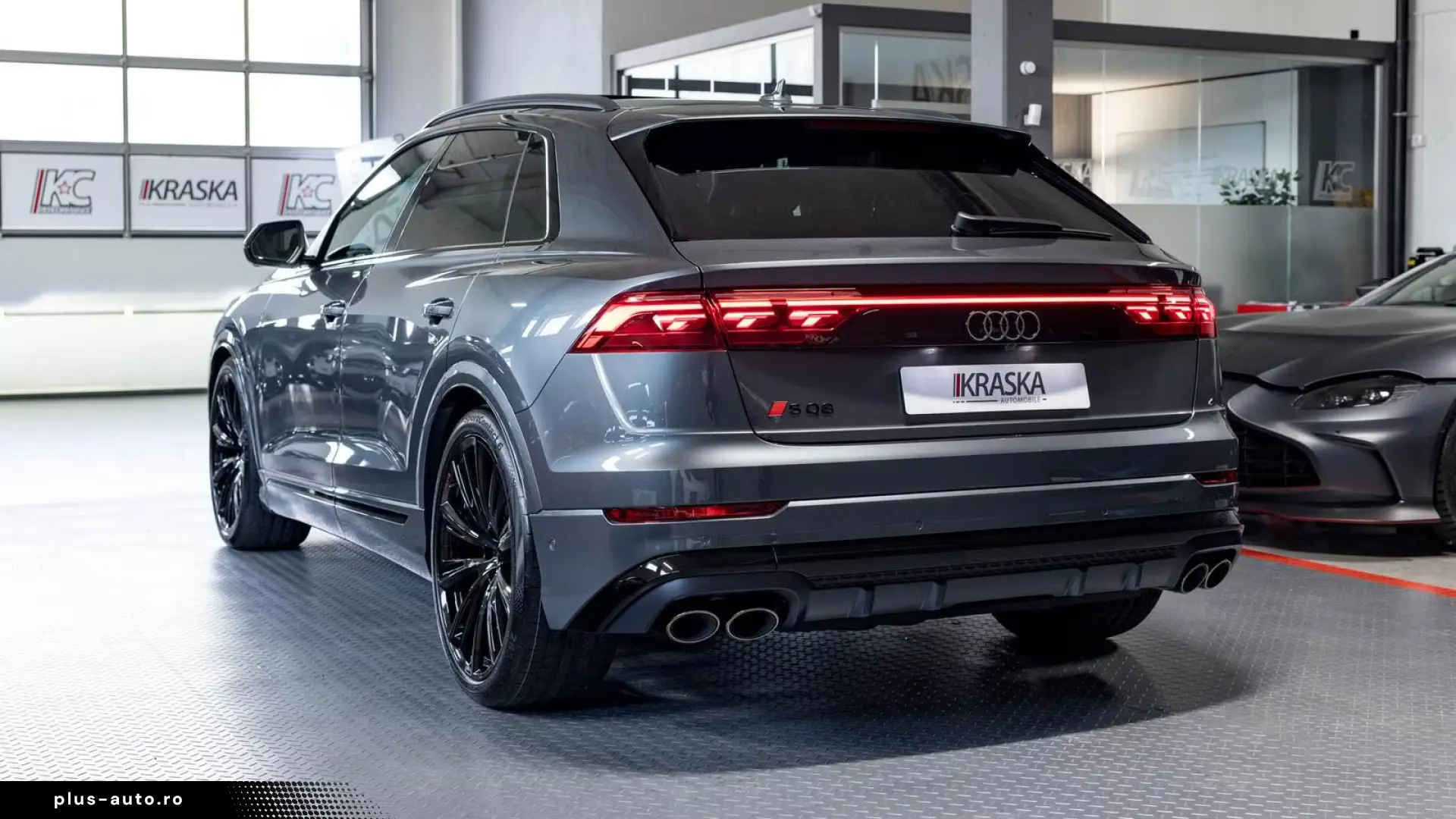 Audi SQ8 4.0 TFSI quattro AHK PANO B&O
