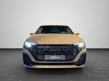 Audi SQ8 SUV TFSI 373 kW tiptronic