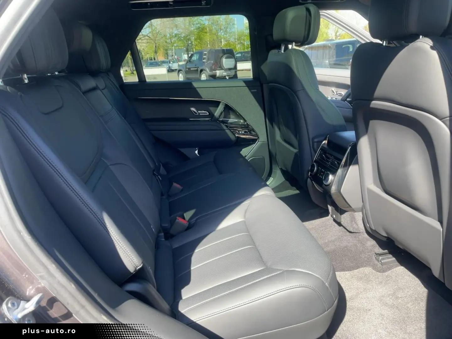 LAND ROVER RANGE ROVER SPORT P510e Autobiography Massage
