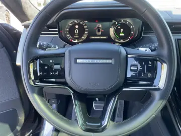 LAND ROVER RANGE ROVER SPORT P510e Autobiography Massage