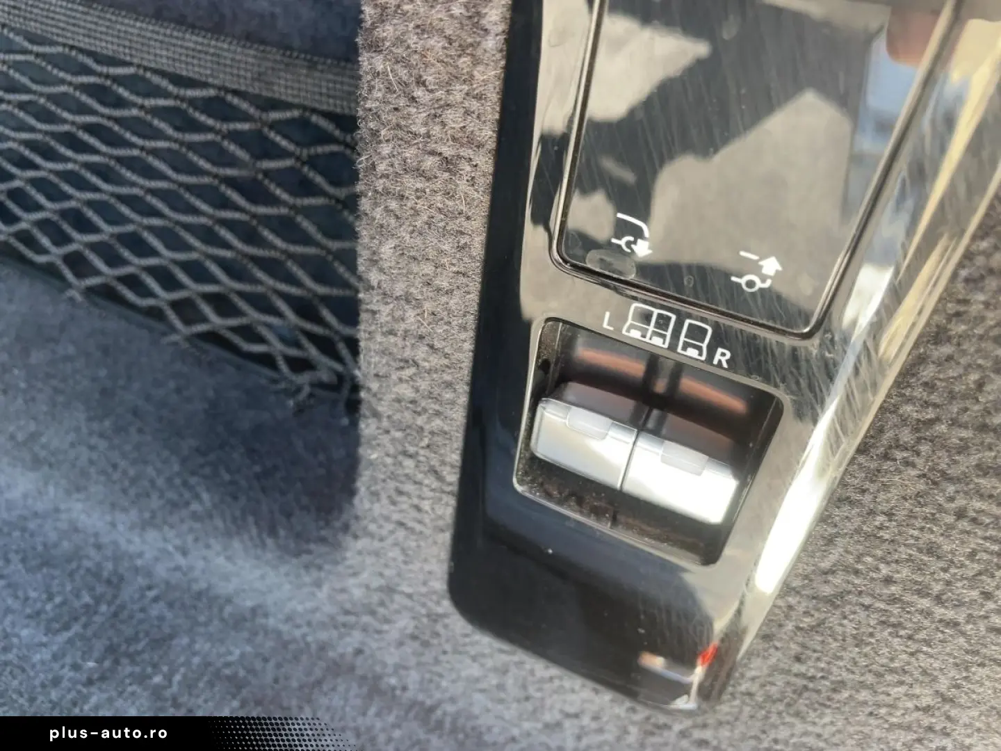 LAND ROVER RANGE ROVER SPORT P510e Autobiography Massage