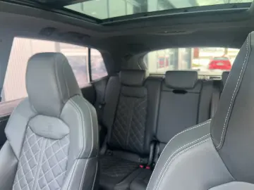 Audi SQ8 qu SUV TFSI 373 kW tiptronic Pano