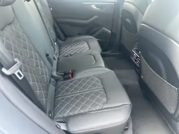 Audi SQ8 qu SUV TFSI 373 kW tiptronic Pano