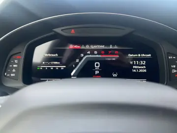 Audi SQ8 qu SUV TFSI 373 kW tiptronic Pano