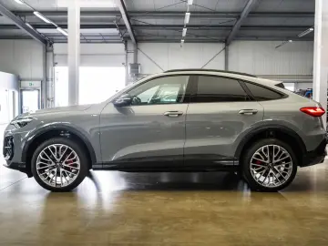 Audi Q5 Sportback TDI quattro S-Line   Tech