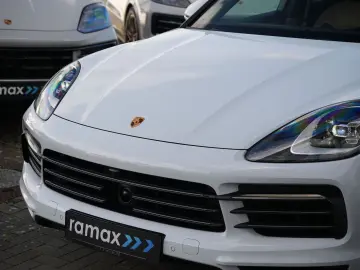 PORSCHE E-Hybrid CoupéPLATINUM-INNO-PANO-HUD-LEDER BEIGE