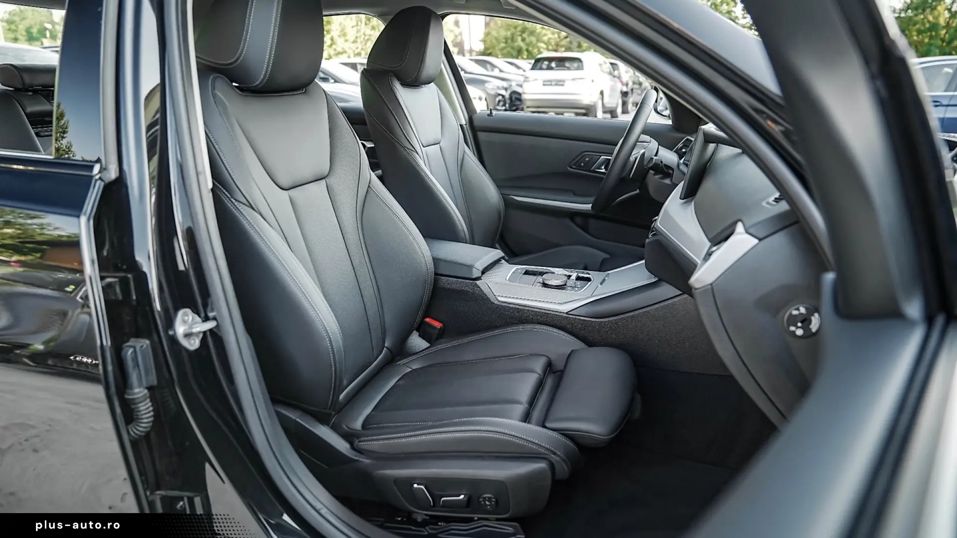 BMW Seria 3 320i Aut. Sport Line