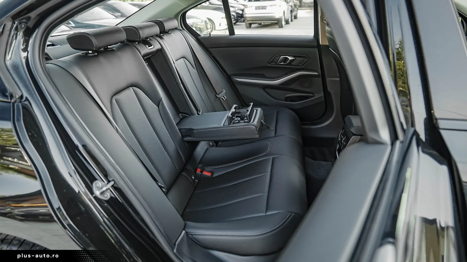 BMW Seria 3 320i Aut. Sport Line
