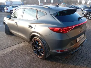 CUPRA Formentor VZ5 2.0 TSI 4Drive Matrix LED