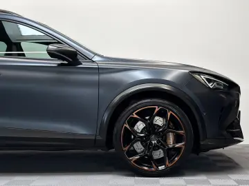CUPRA Formentor VZ5 4D  Cup  Beats