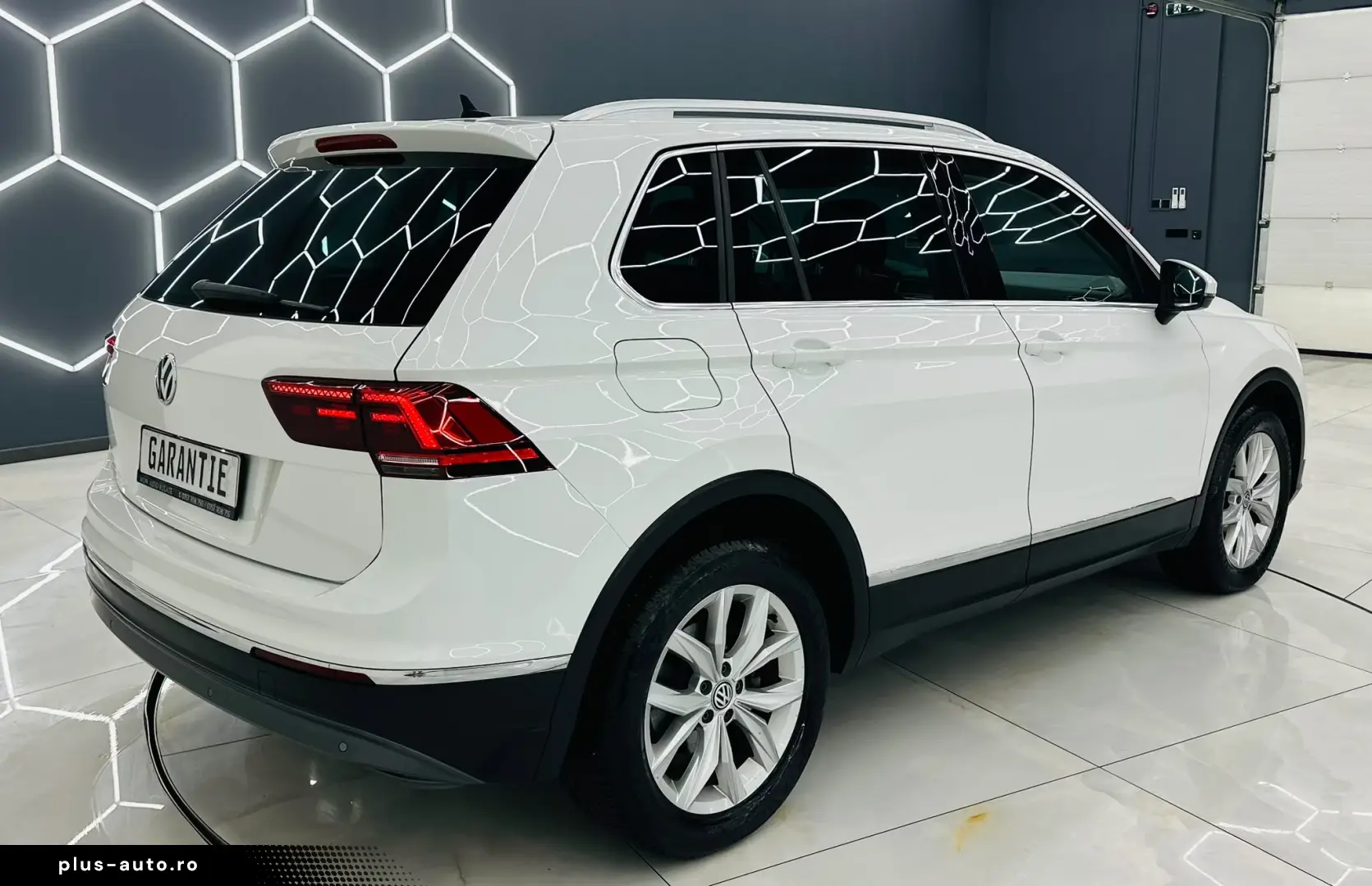 VOLKSWAGEN TIGUAN 2017 2.0D E6 4x4 Garantie 12 Luni Rate Ava