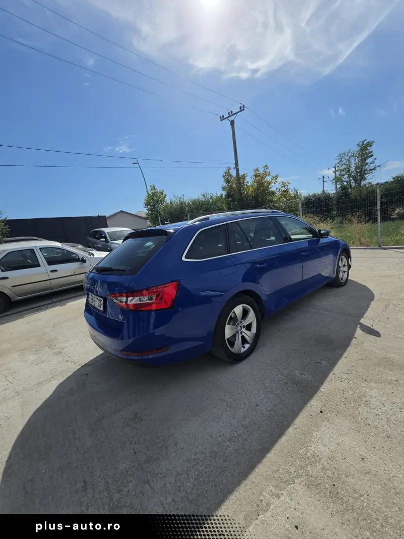 Skoda Superb 2022 1.4 Hibrid